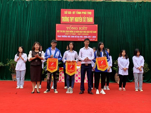 z2194060018964 2a51cb9f32d6a44613611b0889cee348