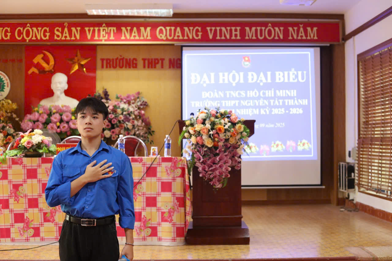 z7010019720937 b9aff369b8f44b79618676cd4098af99