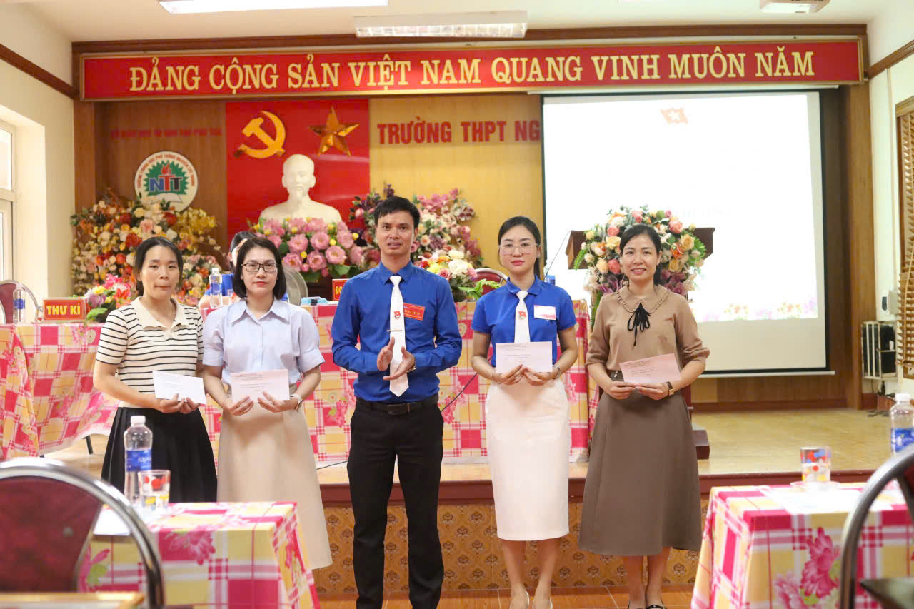 z7010019697894 845a179ba38ac62df5510ab6ee210c3d